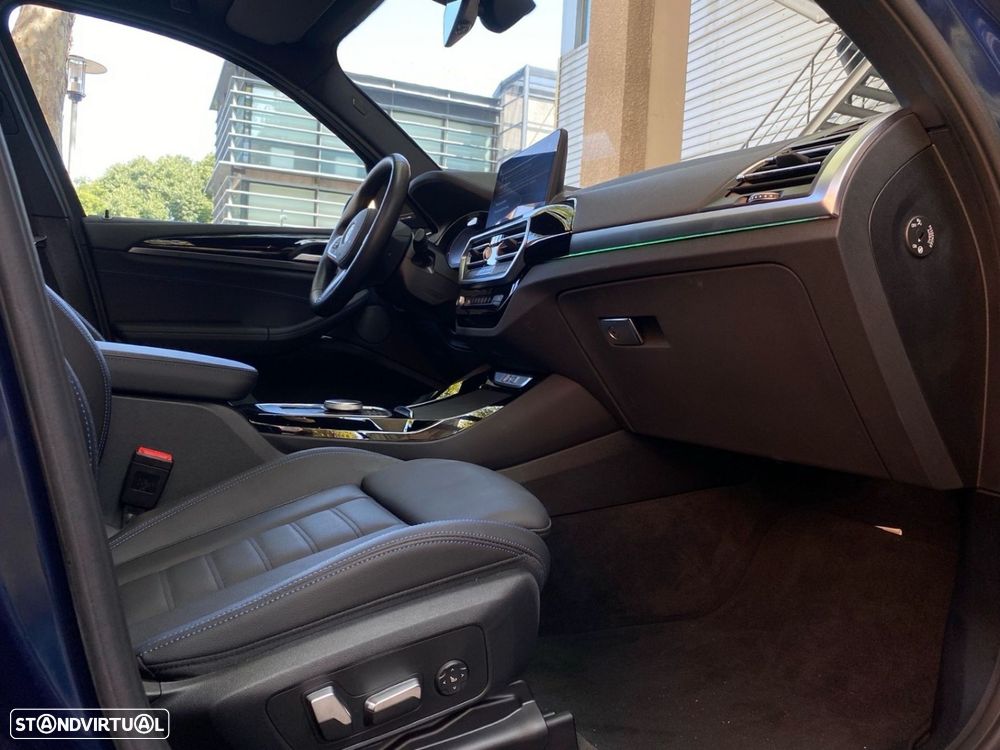 BMW iX3 M Sport Impressive - 21