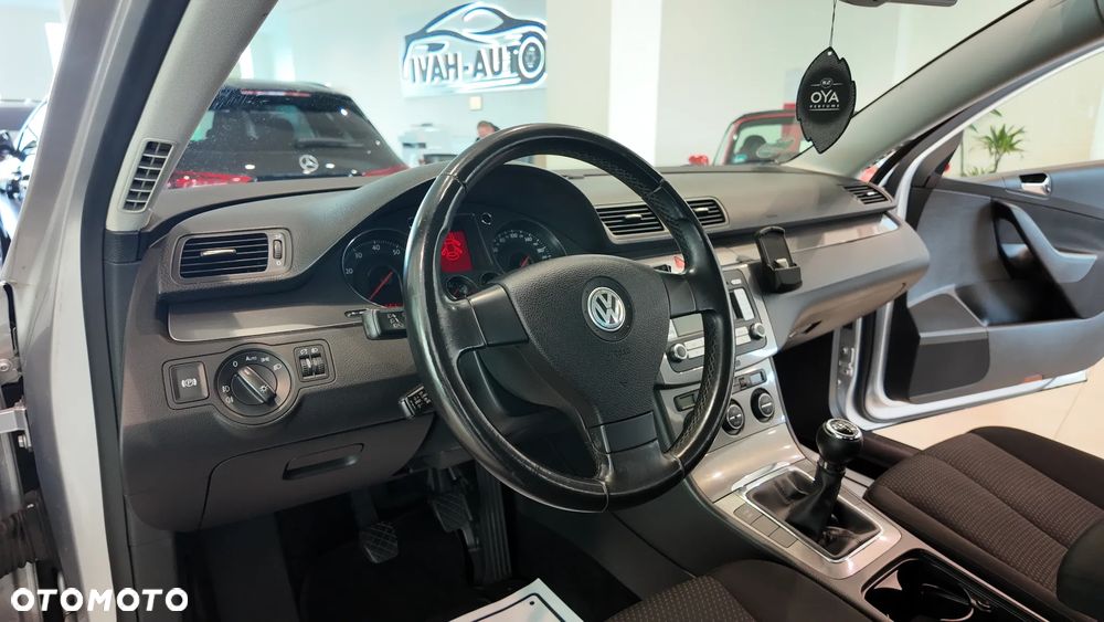 Volkswagen Passat 1.4 TSI Comfortline - 25