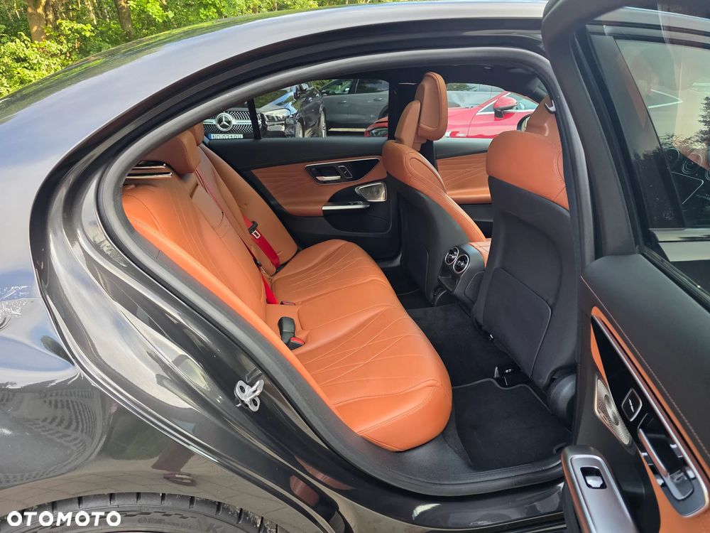 Mercedes-Benz Klasa C AMG 63 S E Performance PHEV 4-Matic - 23