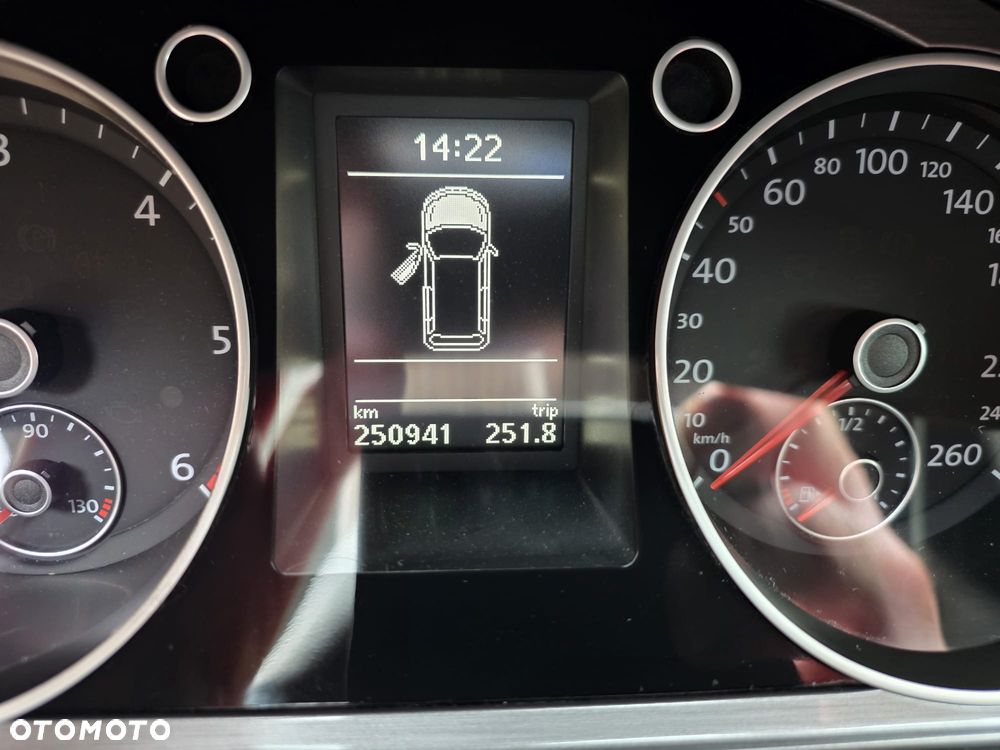 Volkswagen Passat Variant 2.0 TDI DPF Comfortline - 17
