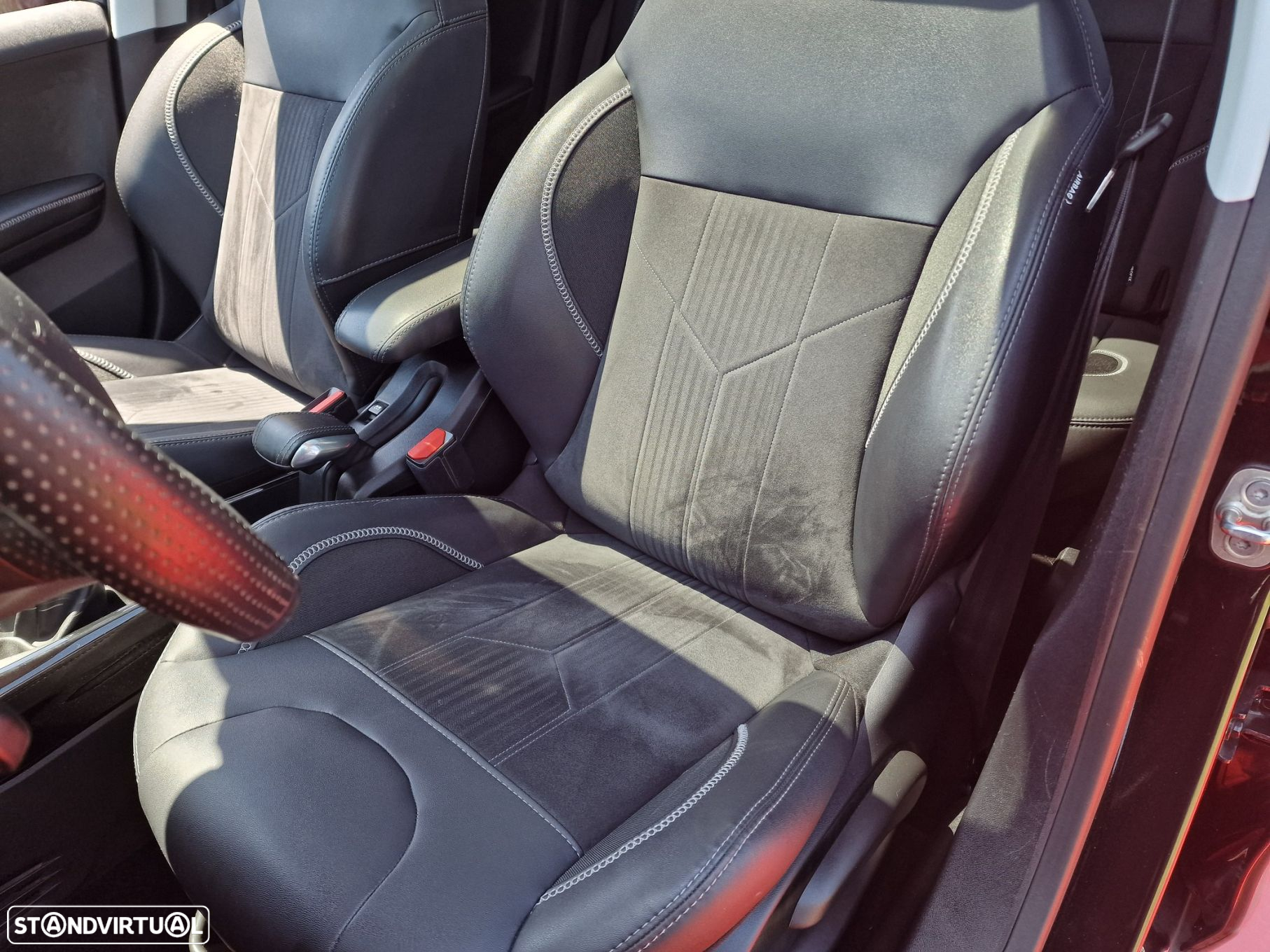 Peugeot 2008 1.2 PureTech Crossway - 11
