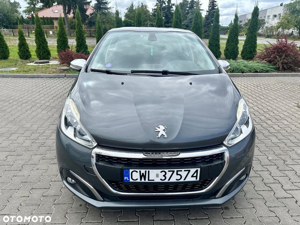 Peugeot 208 1.2 PureTech Allure - 8