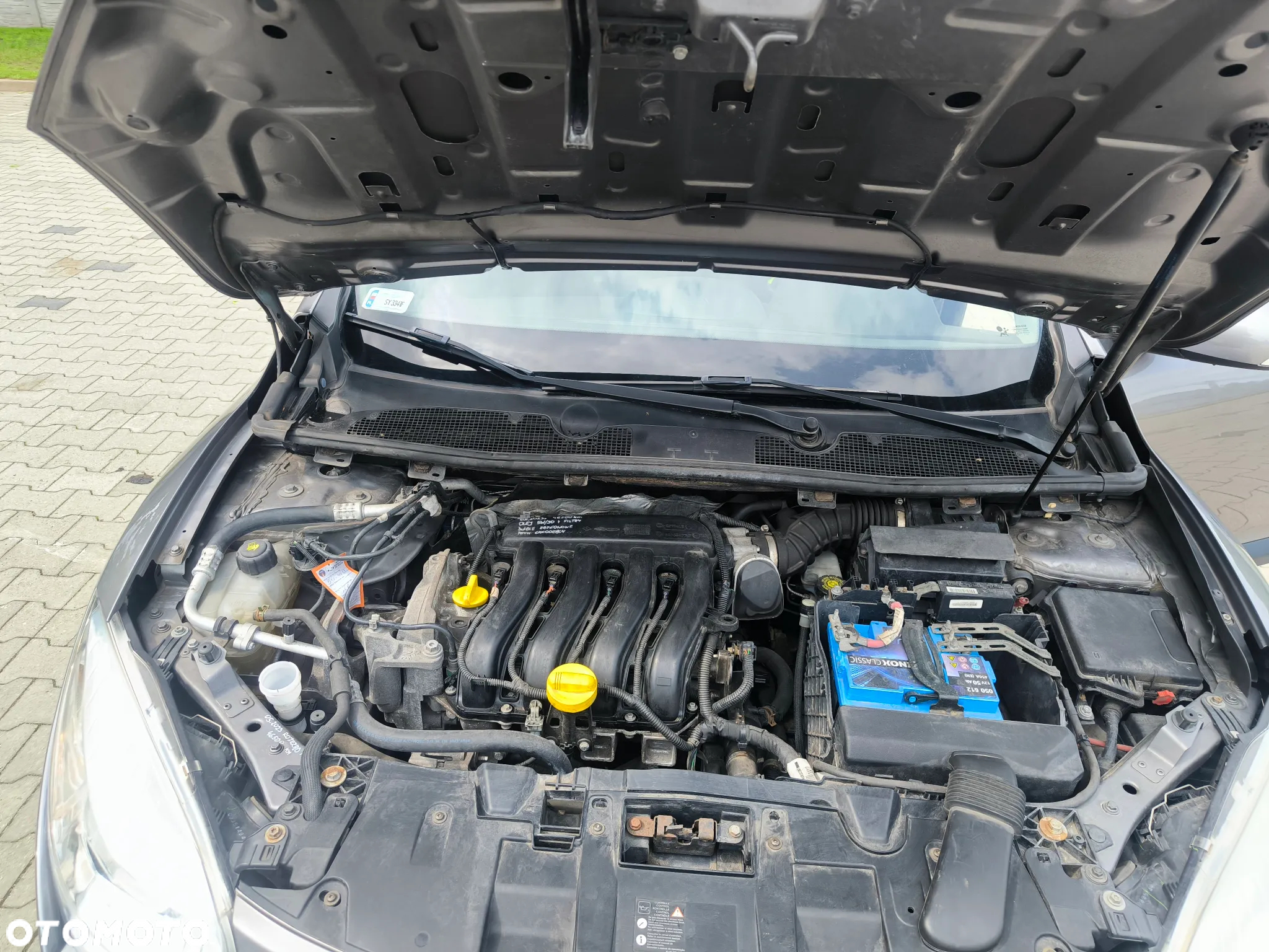 Renault Megane 1.6 16V Dynamique - 9