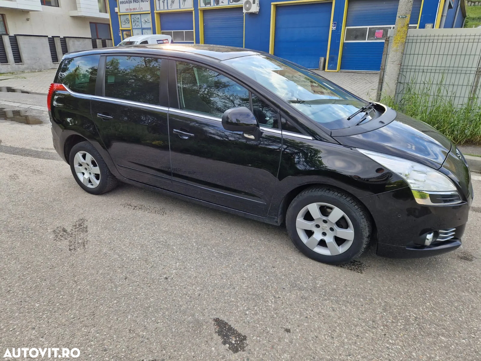 Peugeot 5008 - 3