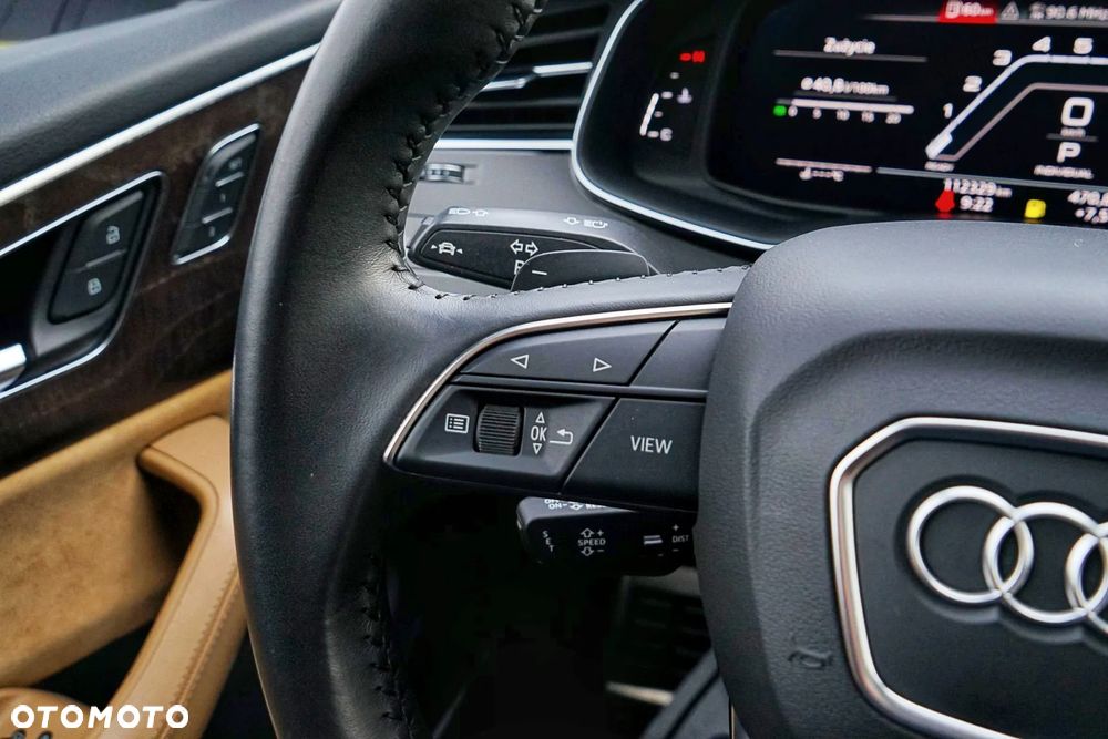 Audi Q8 SUV TFSI quattro 250 kW tiptronic S line business - 29
