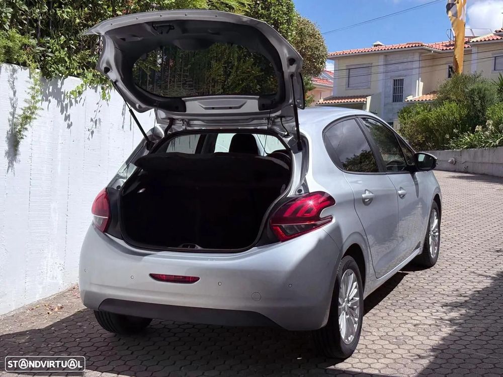 Peugeot 208 1.6 BlueHDi Style - 27