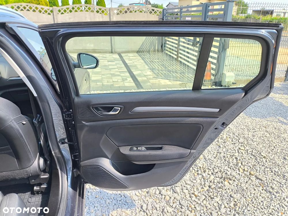 Renault Megane - 24