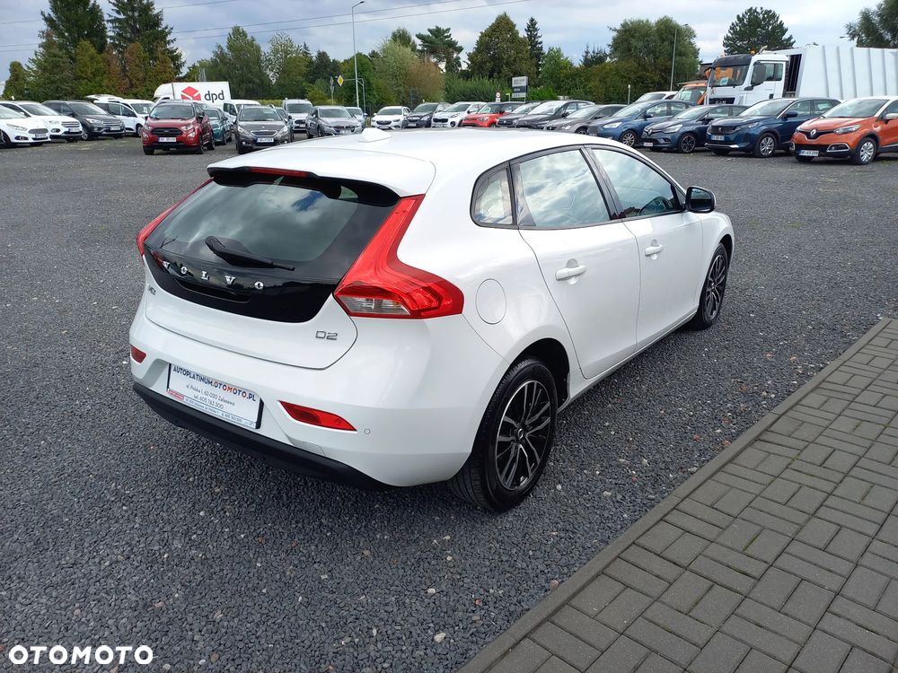 Volvo V40 D2 Momentum - 7