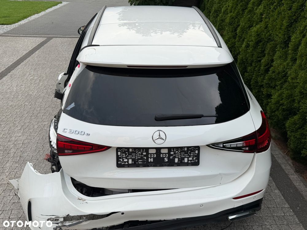 Mercedes-Benz Klasa C 300 4Matic 9G-TRONIC AMG Line - 5