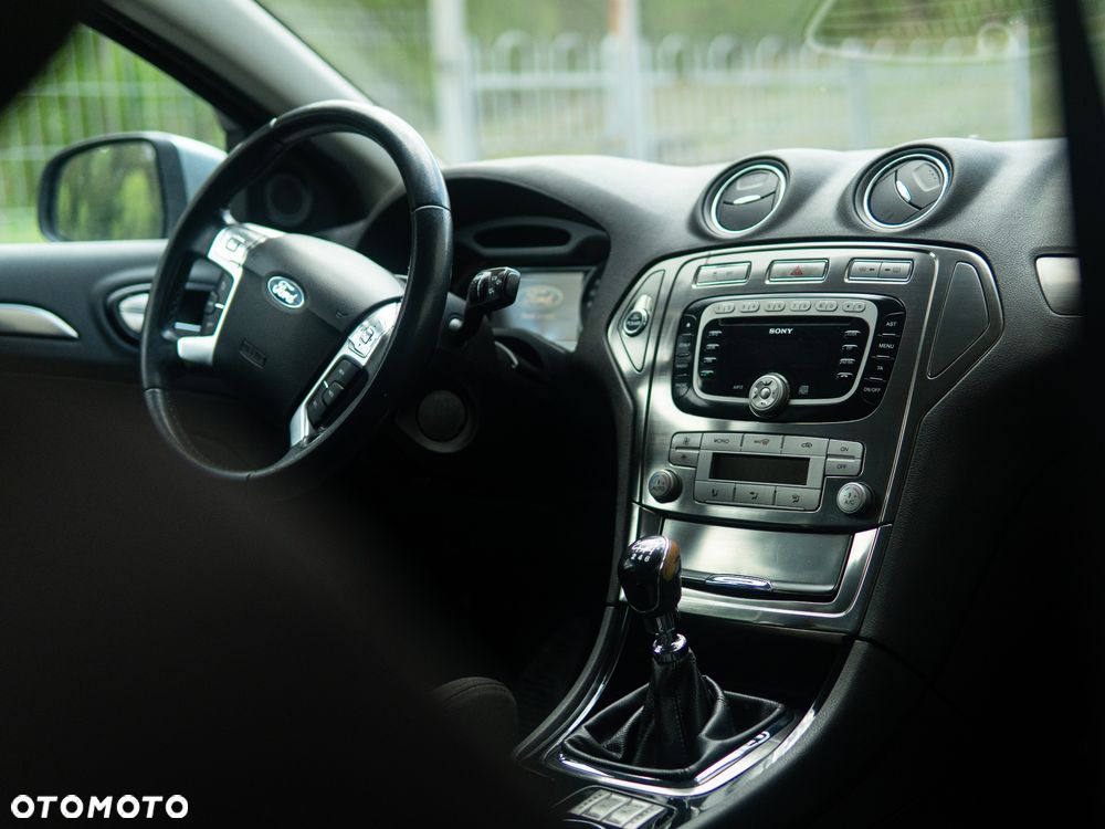Ford Mondeo 2.0 TDCi Trend - 15