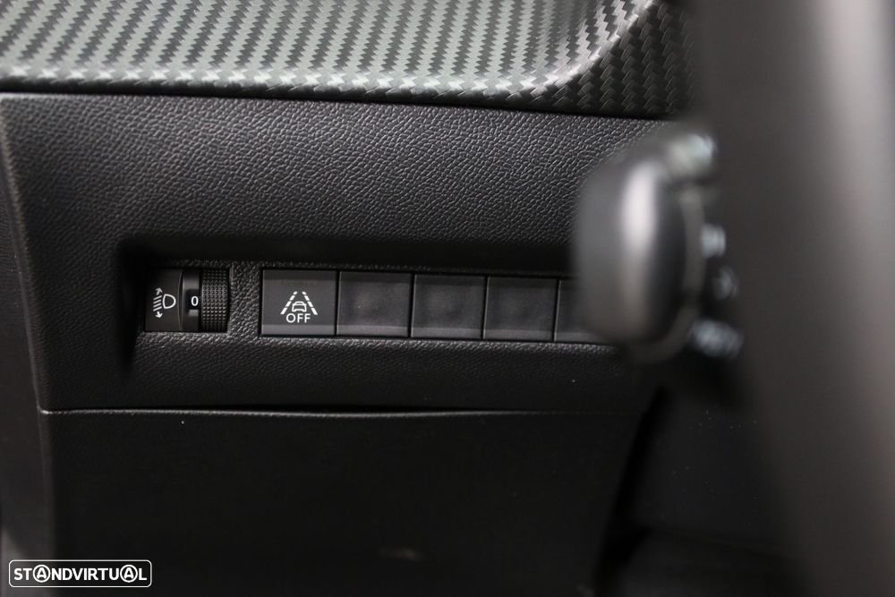 Peugeot e-2008 50 kWh Allure - 27