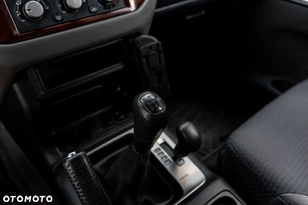 Mitsubishi Pajero 3.2 DI-D Liberty - 30