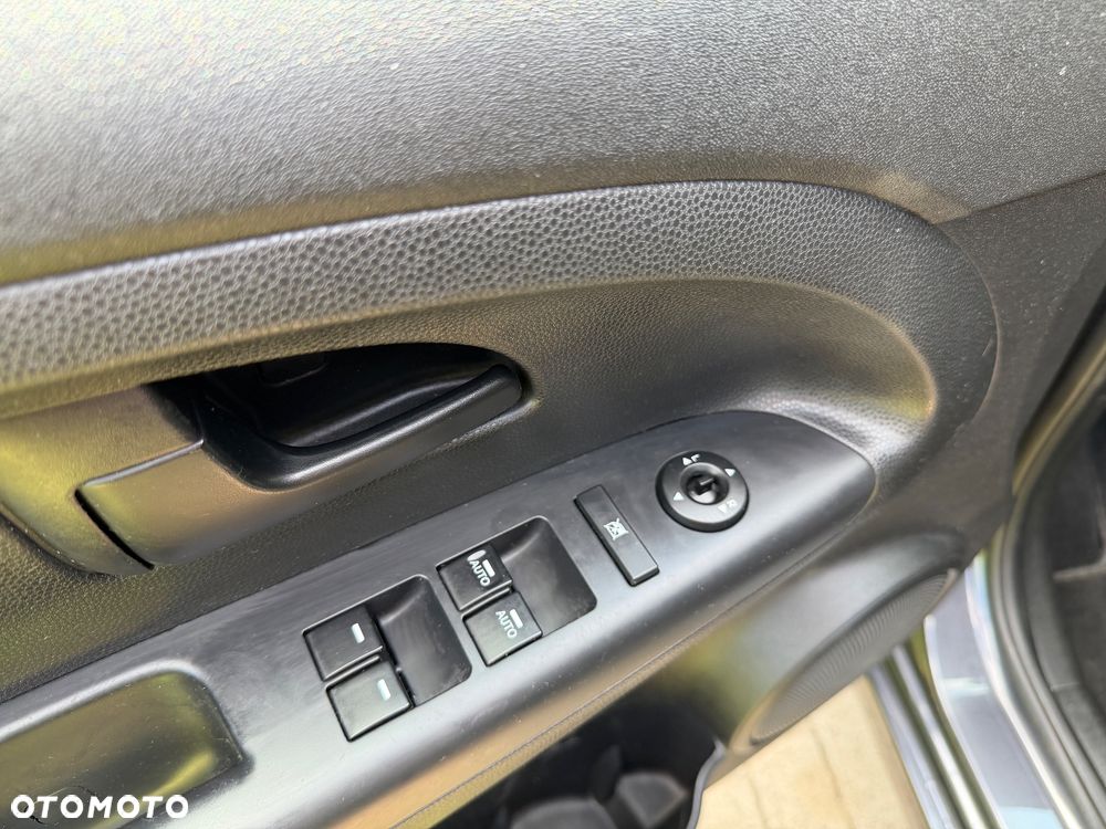 Kia Venga 1.6 CVVT Dream Team Edition - 21