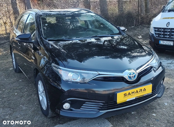 Toyota Auris 1.8 HSD Luna