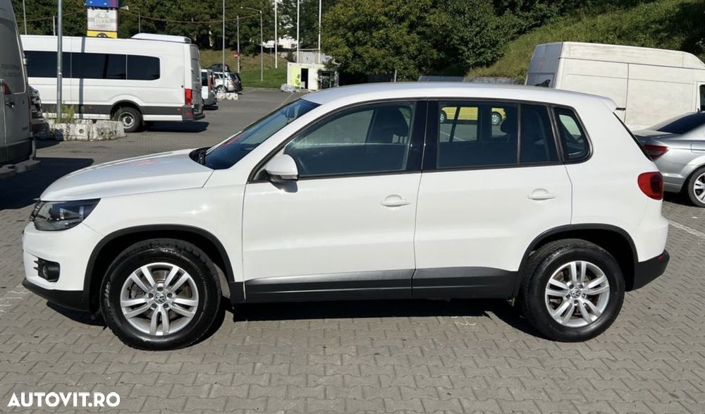 Volkswagen Tiguan 2.0 TDI DPF BlueMotion Technology Trend & Fun - 19