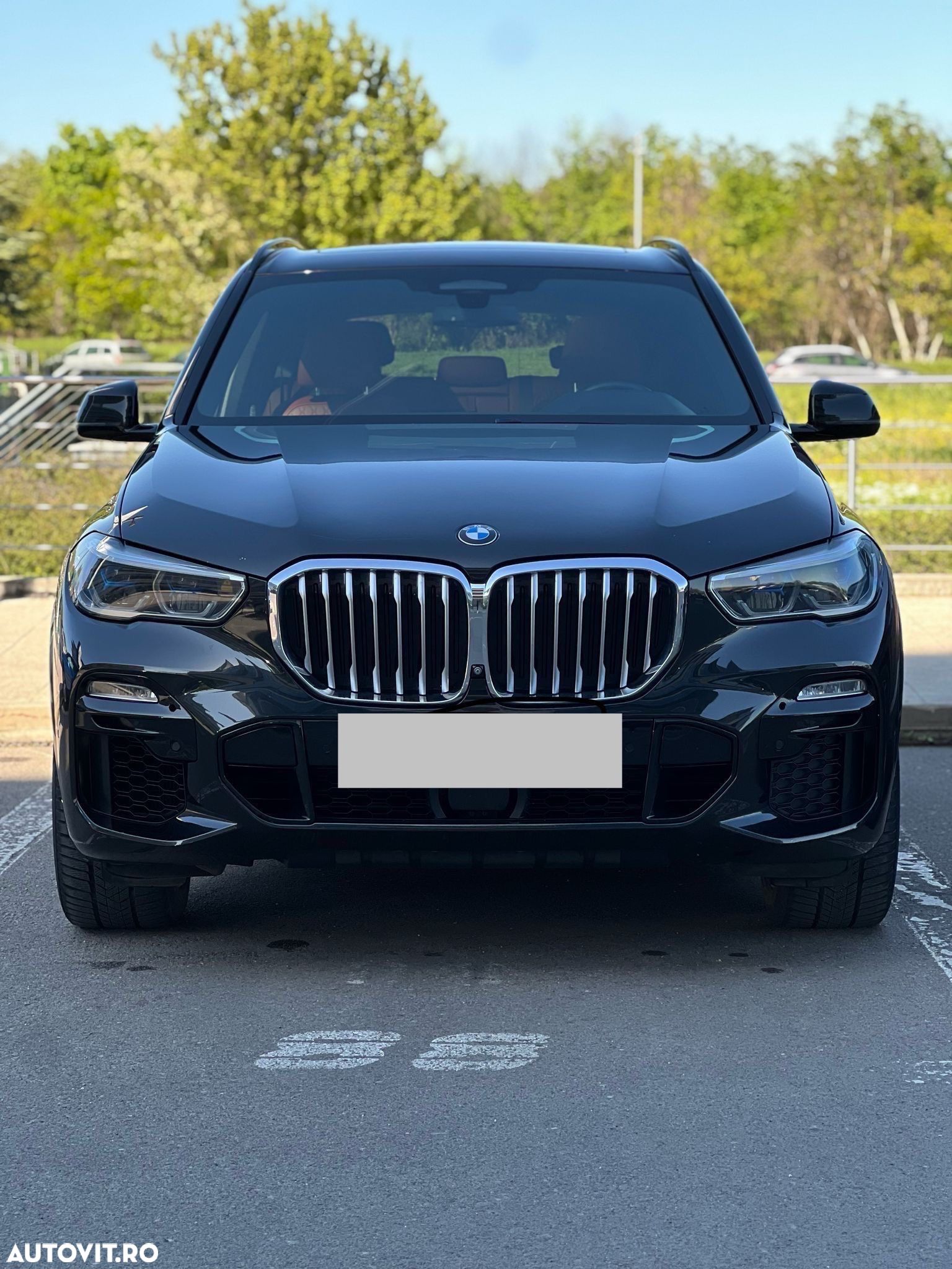 BMW X5 xDrive50i - 1