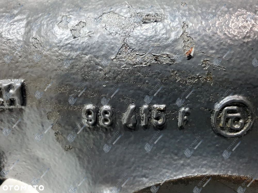 PRZEKŁADNIA KOLUMNA KIEROWNICZA IVECO TRAKKER 41042456 - 3