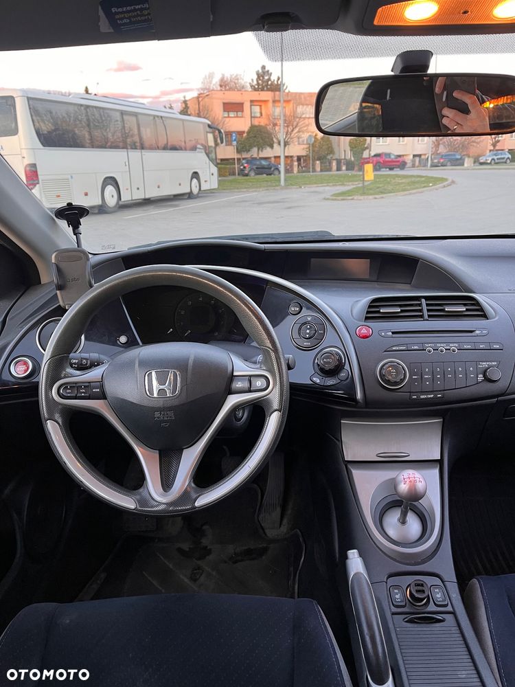Honda Civic 1.8i-VTEC Comfort - 11
