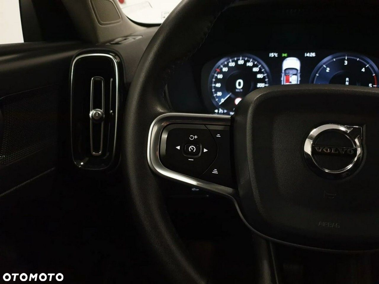Volvo XC 40 D3 R-Design - 10