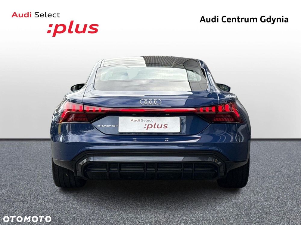 Audi e-tron GT - 4