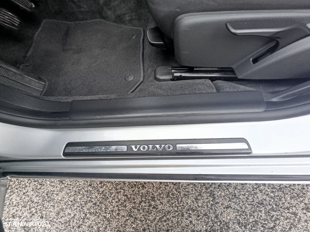 Volvo S60 2.0 D4 Momentum Start/Stop - 27