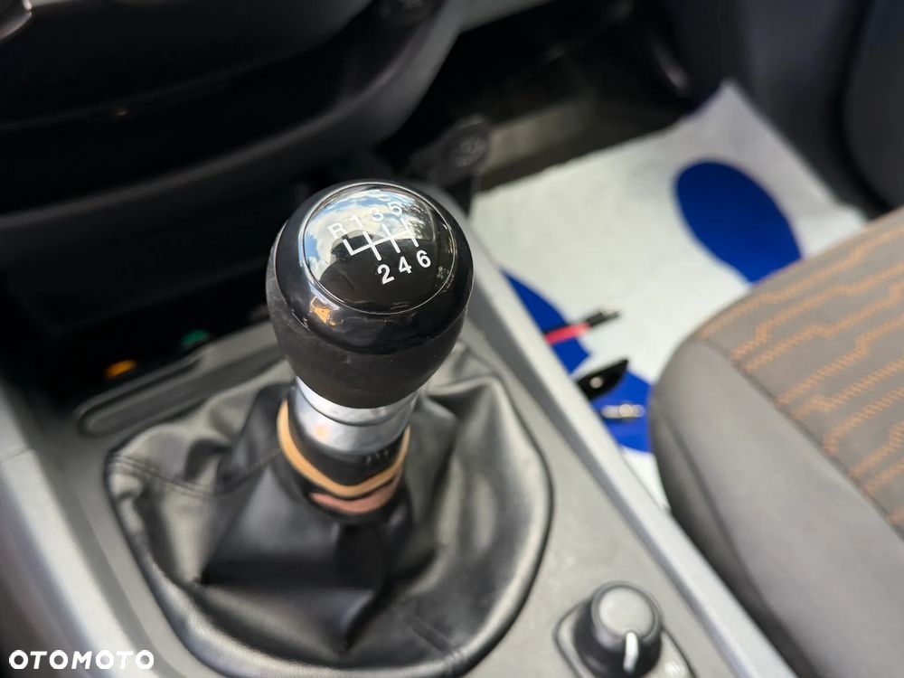 Ford Ranger 2.2 TDCi 4x4 DC XL - 24