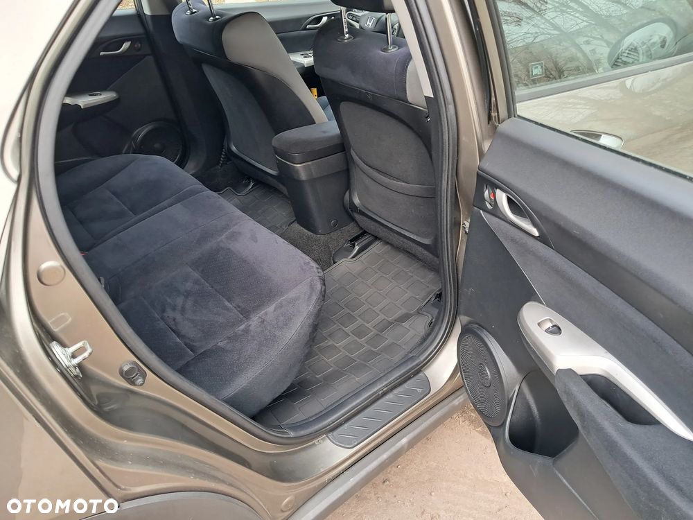 Honda Civic 1.4 Comfort - 11