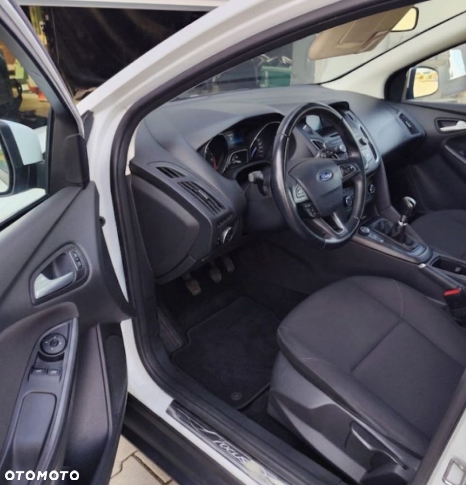 Ford Focus 1.5 EcoBlue Connected - 8