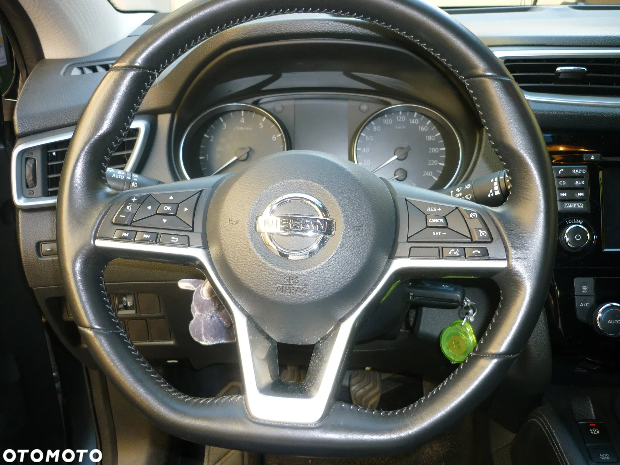 Nissan Qashqai 1.2 DIG-T N-Connecta - 16