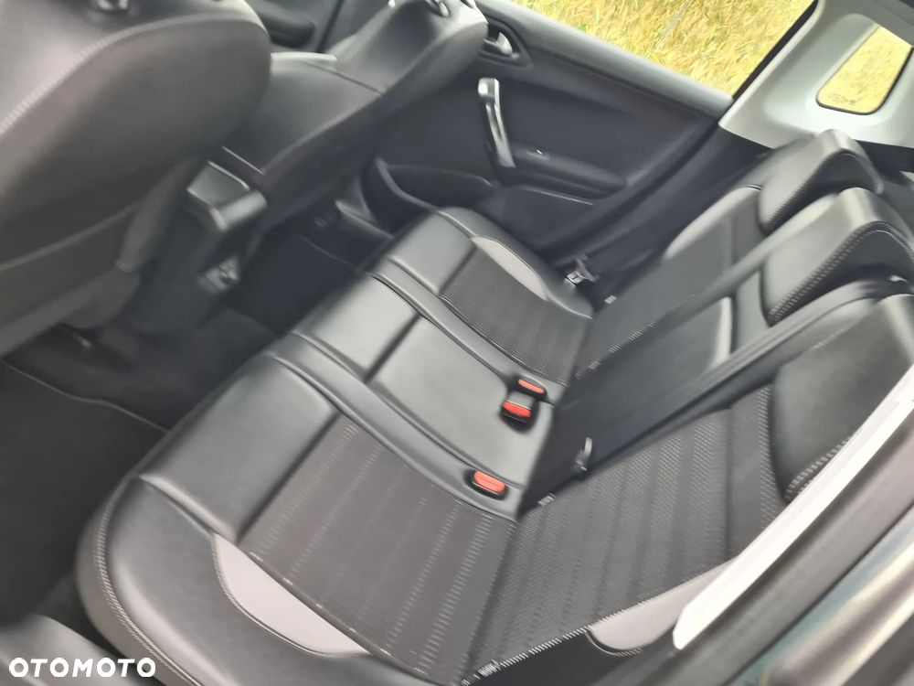 Peugeot 2008 PureTech 110 Stop&Start Allure - 12