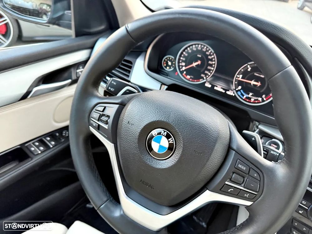 BMW X5 25 d sDrive Comfort 7L - 12