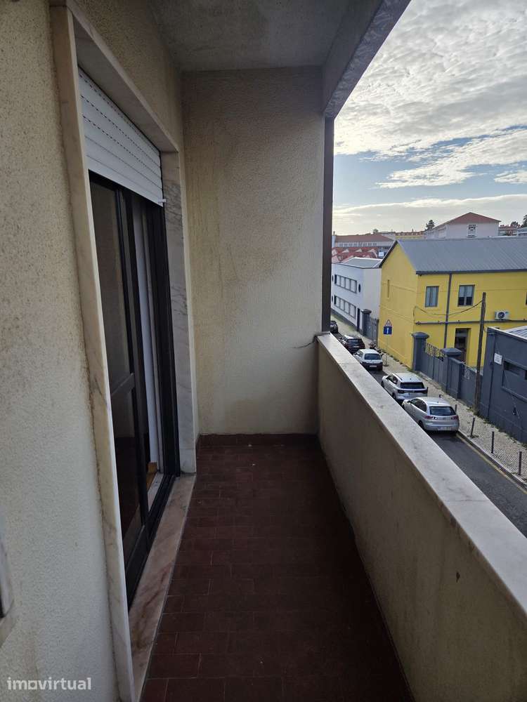 Quarto individual mobilado em Alcântara, Lisboa - Grande imagem: 5/11