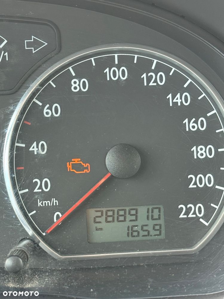 Volkswagen Polo 1.9 TDI Comfortline - 9