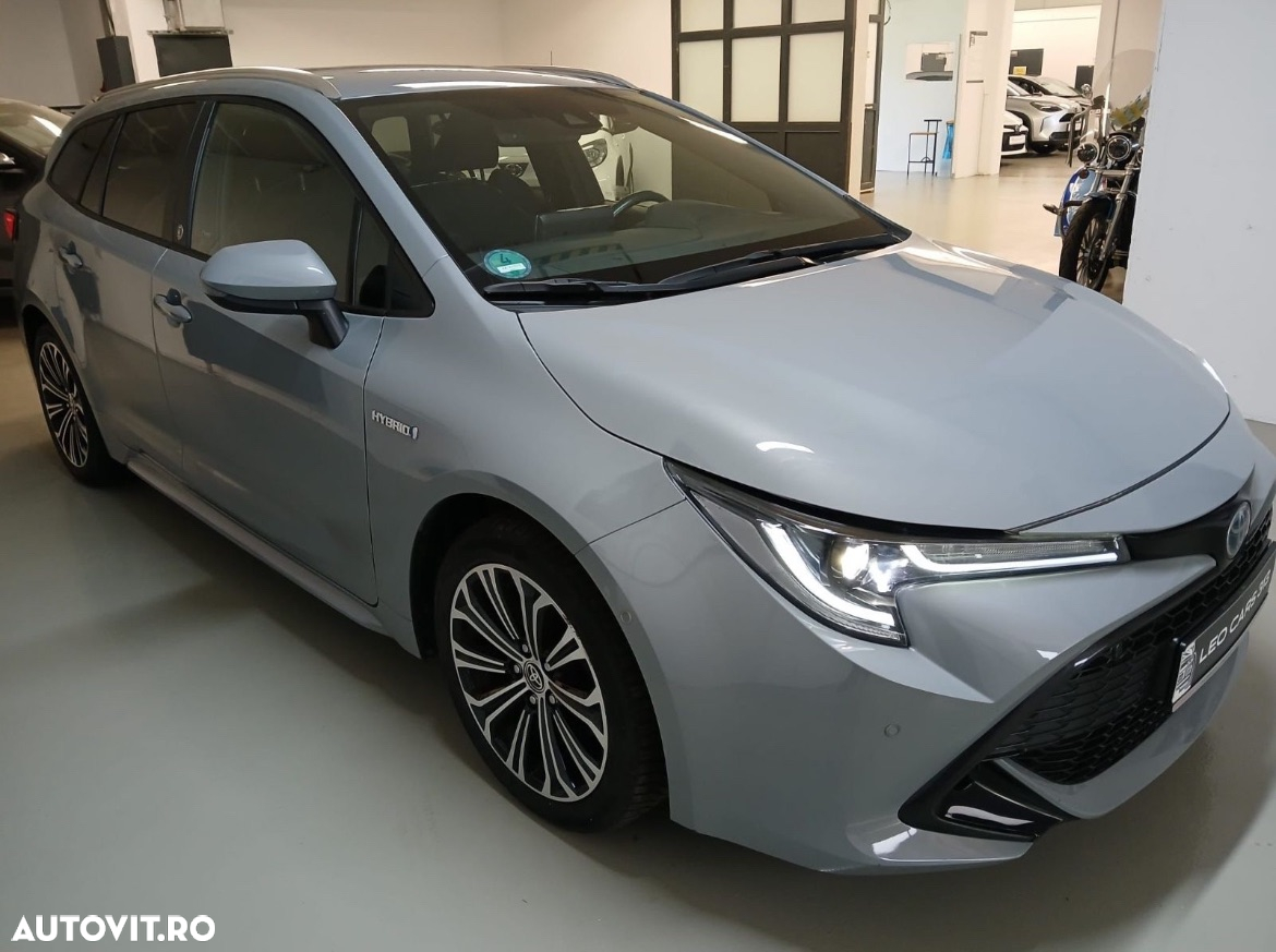 Toyota Corolla 2.0 Hybrid Touring Sports Team Deutschland - 2