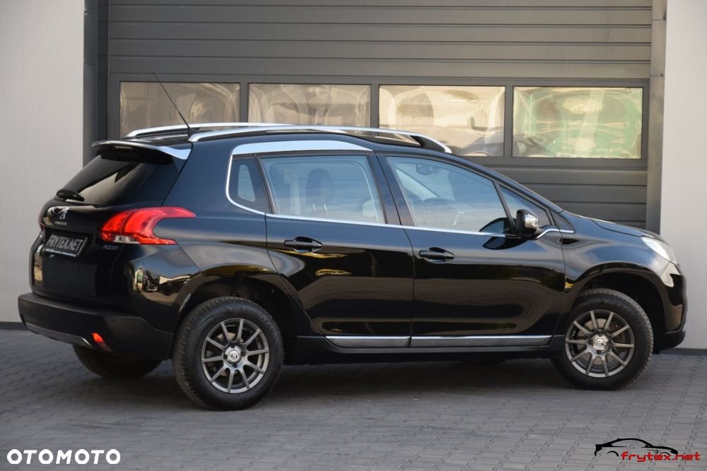 Peugeot 2008 - 12