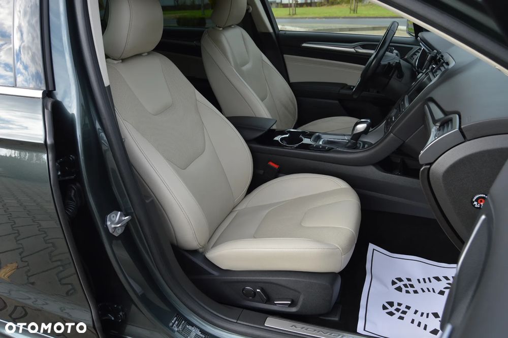 Ford Mondeo 2.0 TDCi Bi-Turbo PowerShift-Aut Titanium - 35