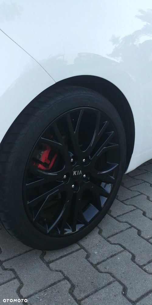Kia Ceed 1.6 GDI L - 23