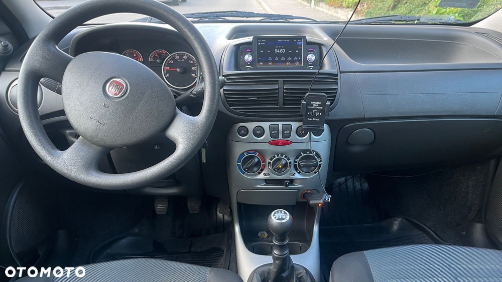 Fiat Punto 1.2 8V - 8