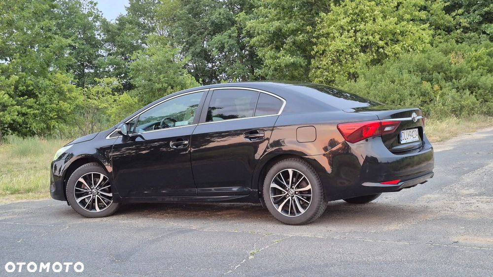 Toyota Avensis 1.8 Active MS - 8