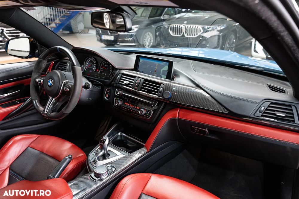 BMW M4 Coupe DKG - 32