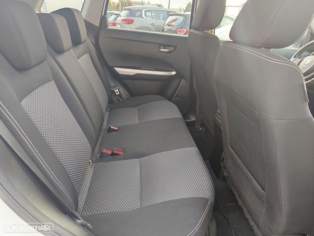 Suzuki Vitara 1.6 DDiS GLX - 13