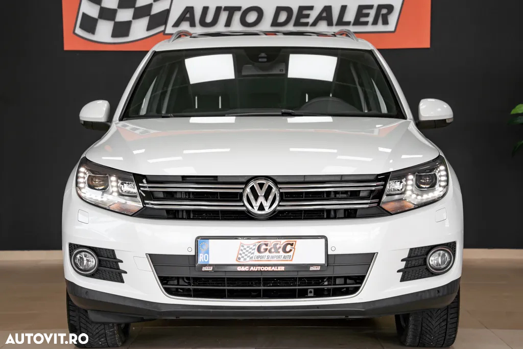 Volkswagen Tiguan 2.0 TDI SCR 4MOTION BlueMotion Technology DSG Sport & Style - 13