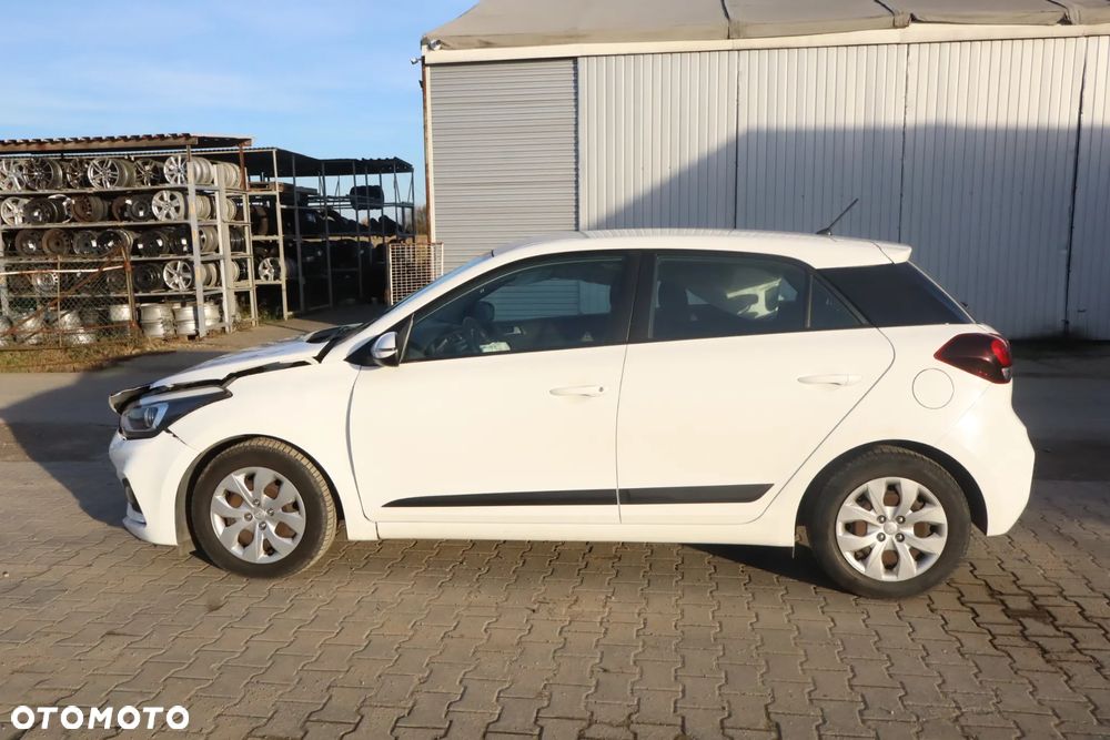 Hyundai i20 1.2 Comfort - 8