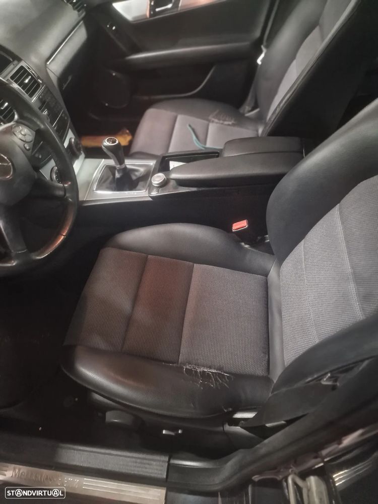 Mercedes-Benz C 220 CDI DPF Elegance - 3