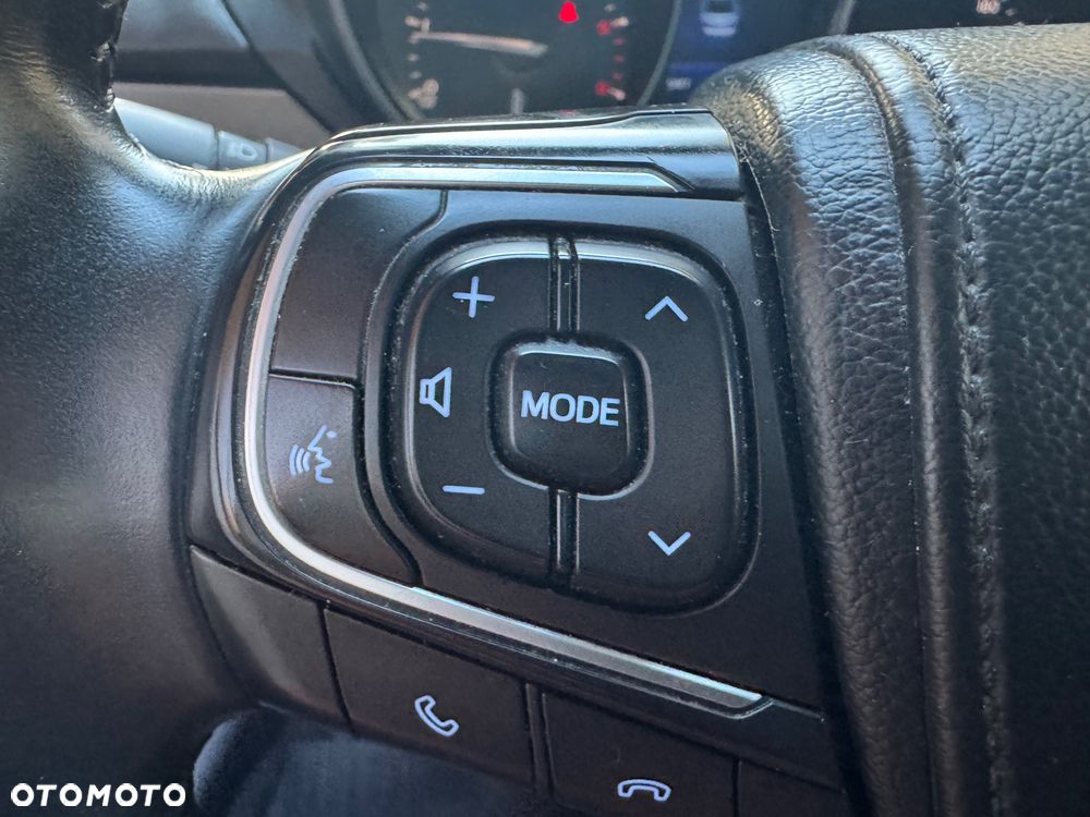 Toyota Avensis 2.0 D-4D Prestige - 29