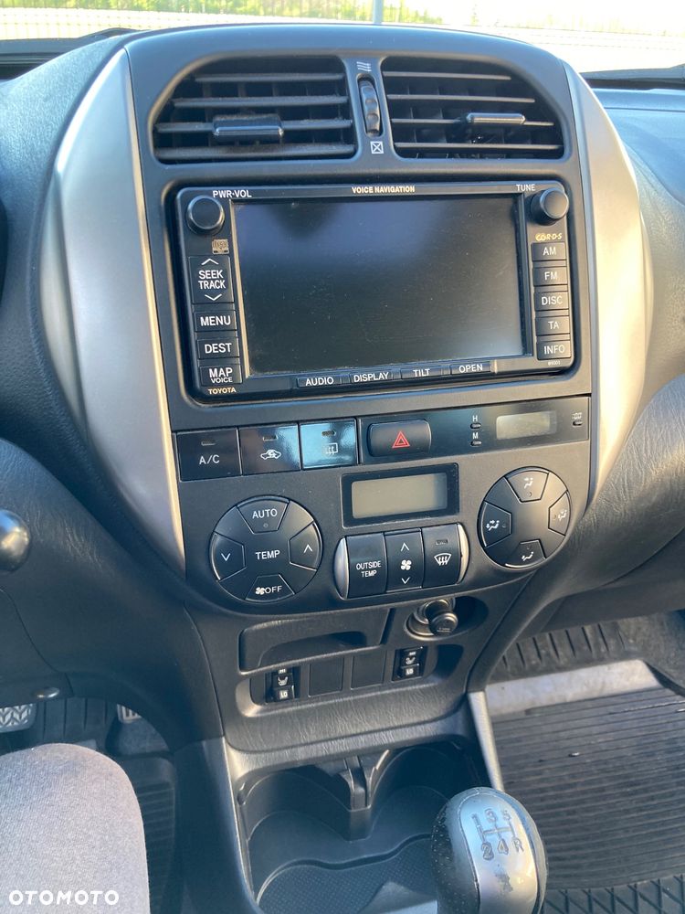 Toyota RAV4 2.0 VVT-i 4x4 - 9