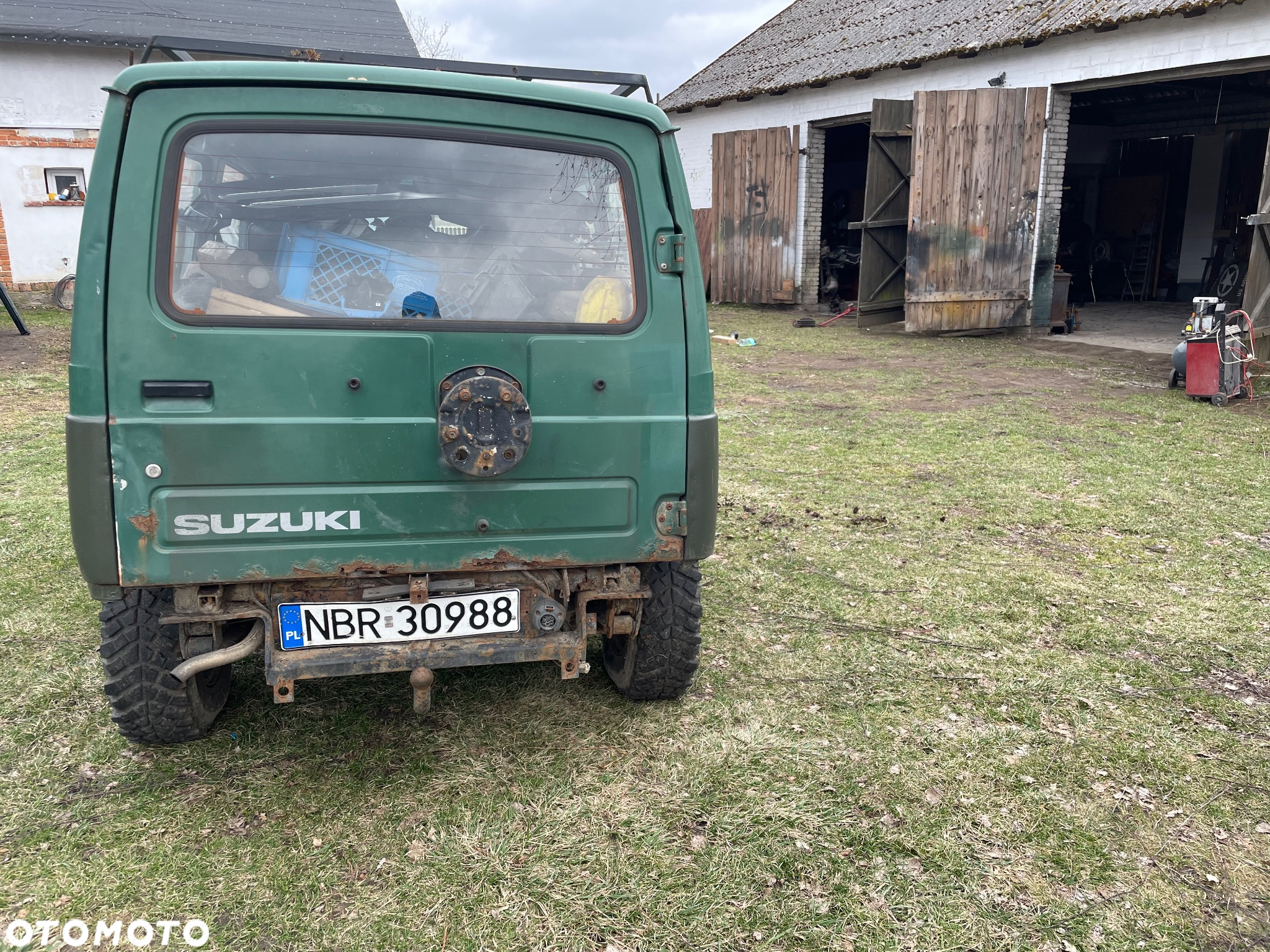 Suzuki Samurai 1.3 JX Metal Top
