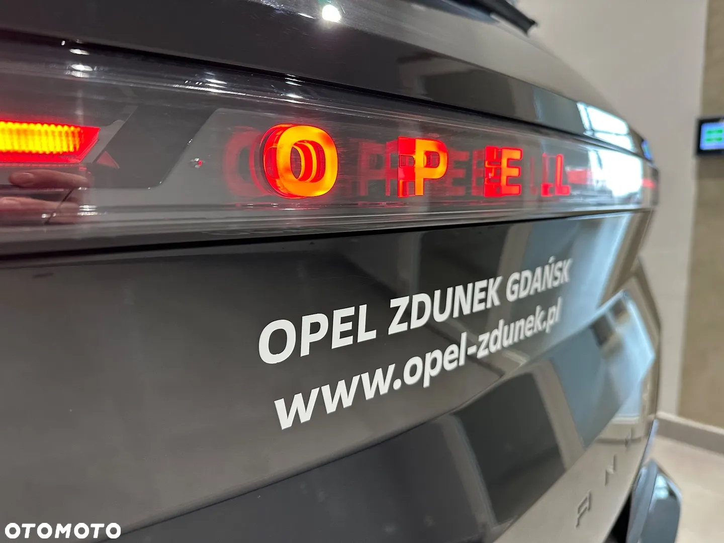 Opel Grandland 1.2 T mHEV GS S&S eDTC6 - 8