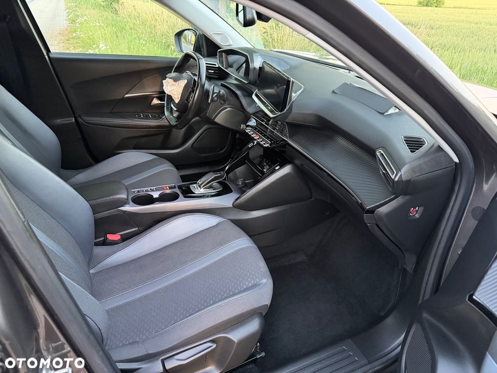 Peugeot 2008 BlueHDi 130 EAT8 Allure Pack - 14