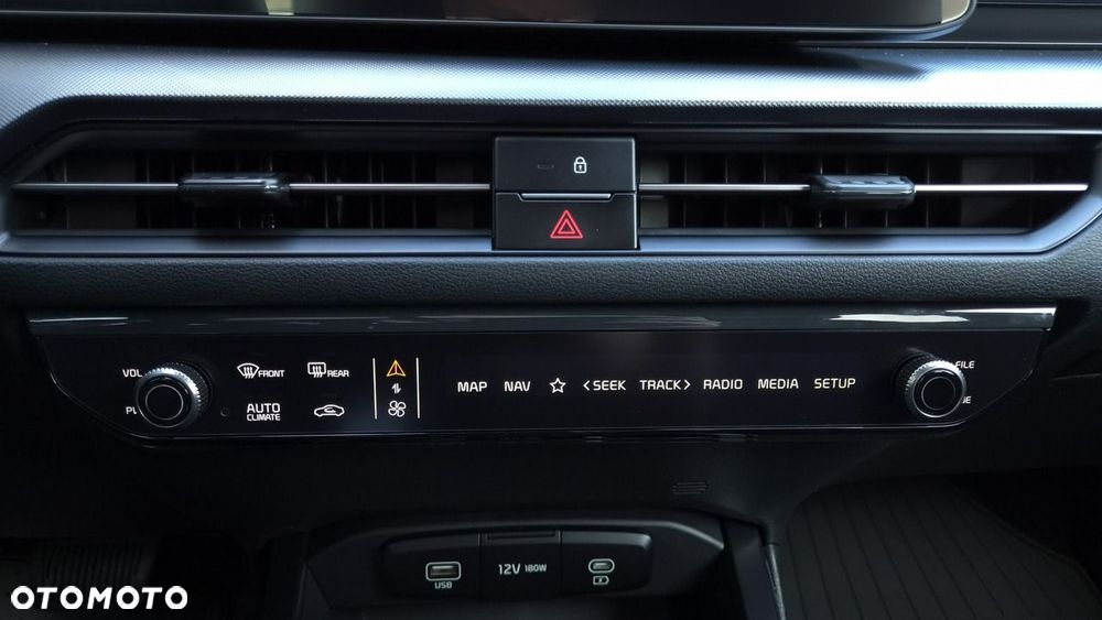 Kia XCeed - 21